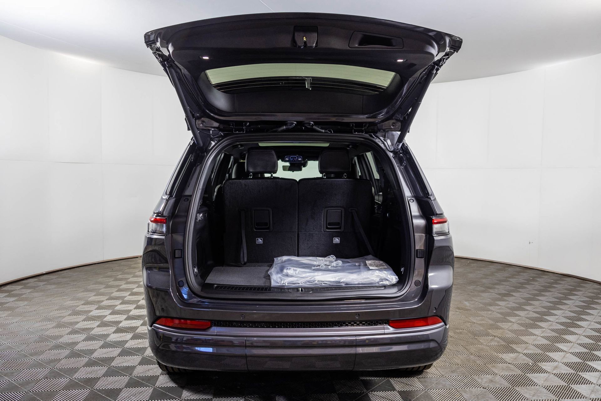 New 2026 Jeep Grand Cherokee L Limited image 45