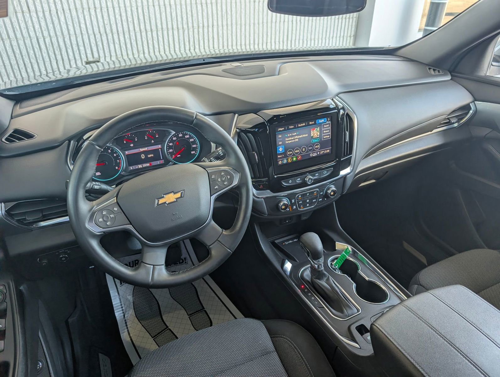 Used 2023 Chevrolet Traverse LT w/ LPO, Floor Liner Package image 12