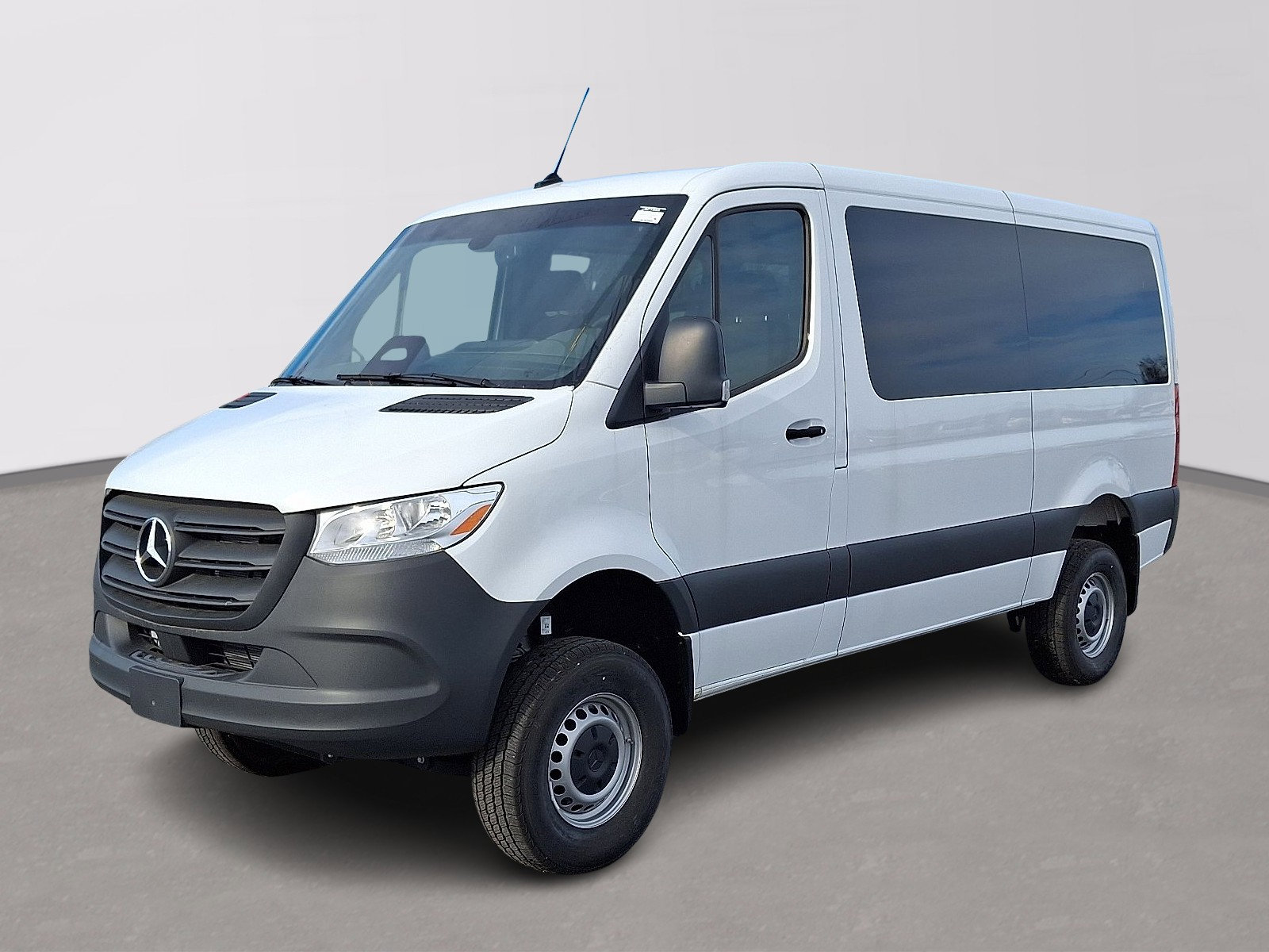 New 2025 Mercedes-Benz Sprinter 2500 image 1
