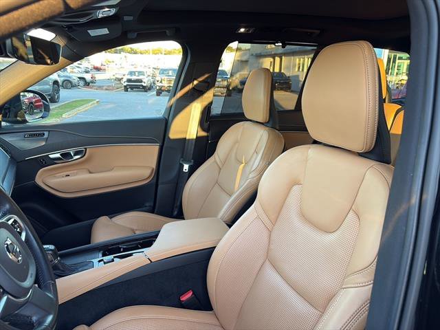 Used 2022 Volvo XC90 T6 Inscription image 16