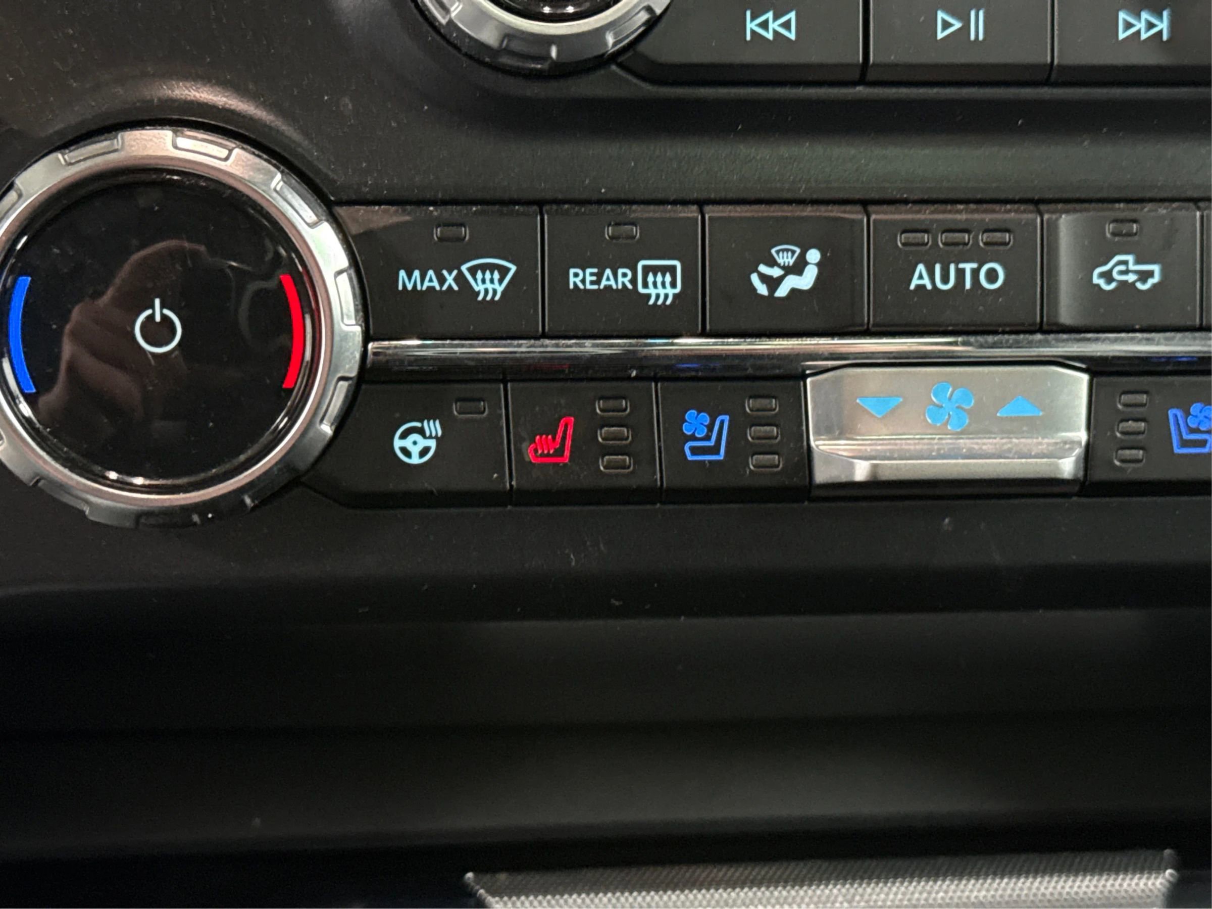 Used 2024 Ford F250 Lariat w/ Lariat Ultimate Package image 31