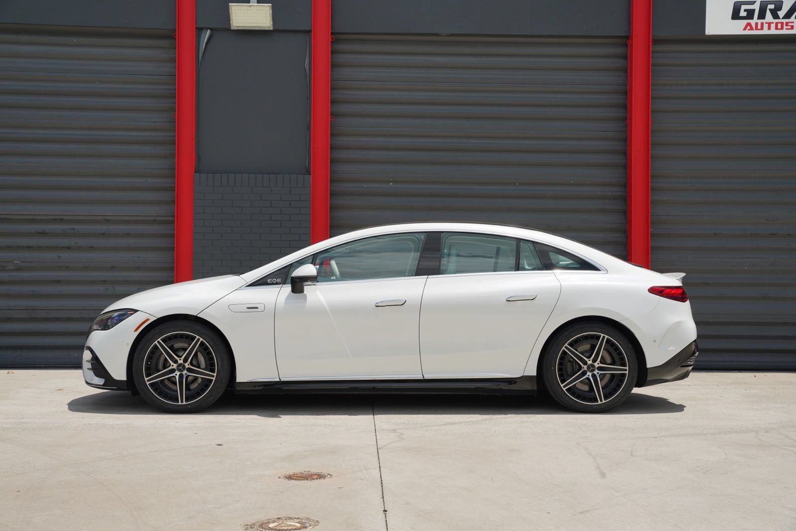 Used 2023 Mercedes-Benz EQE AMG 4MATIC Sedan video 2