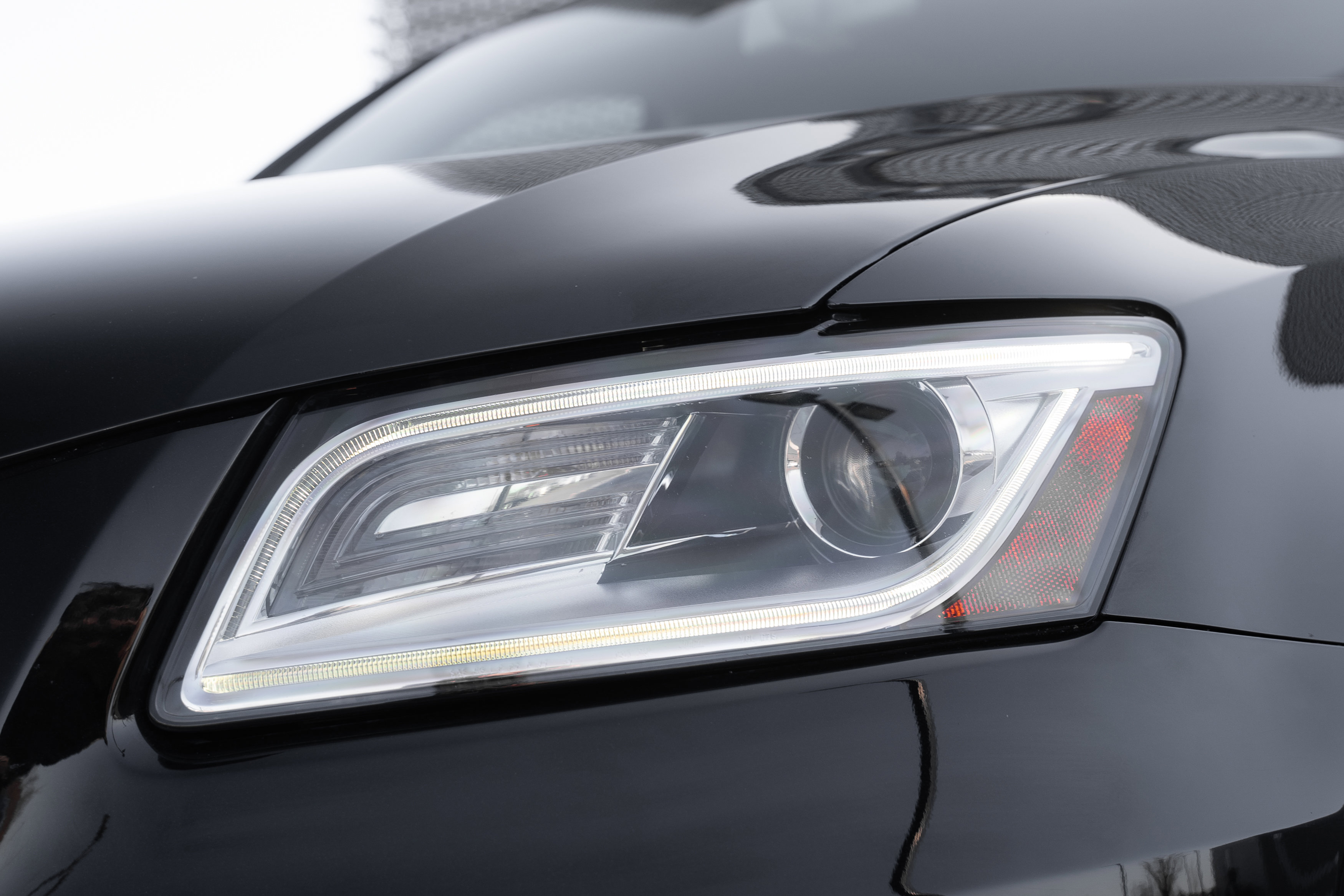 Used 2016 Audi Q5 2.0T Premium Plus w/ Technology Package image 33