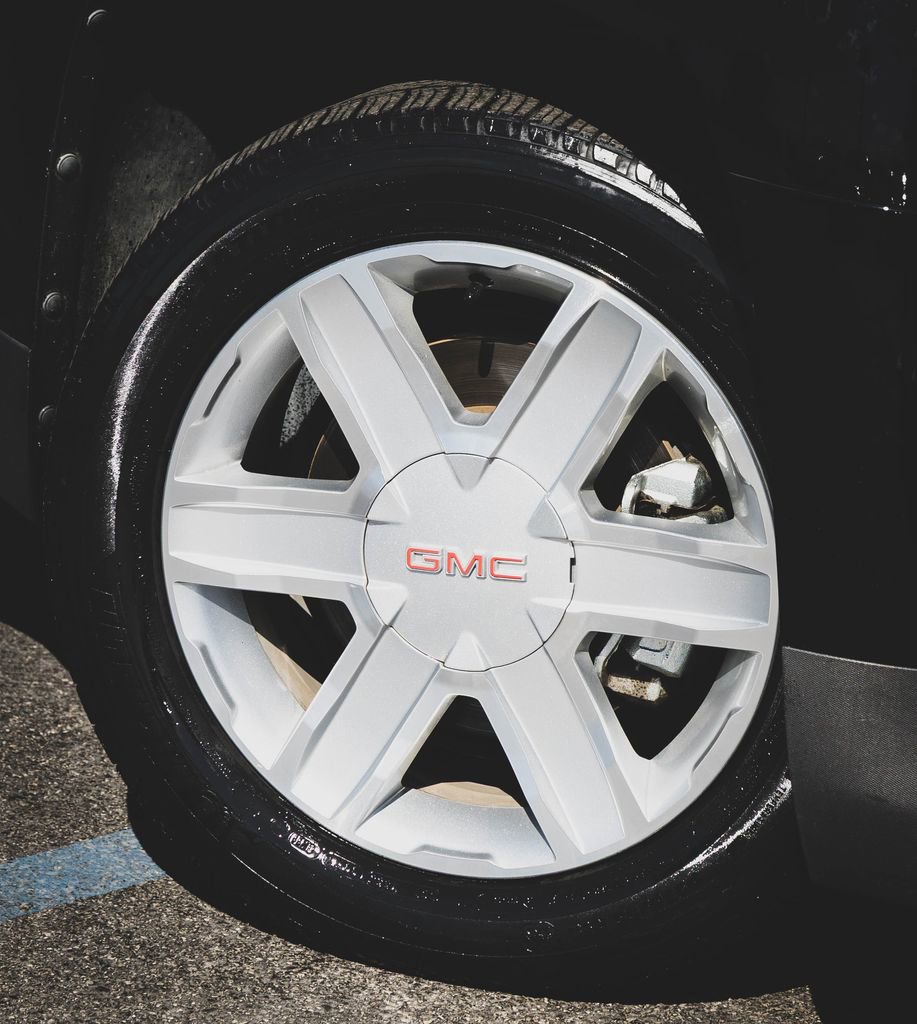 Used 2011 GMC Terrain SLE FWD image 25