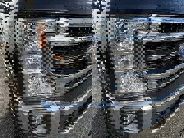 Used 2022 Ford F250 Lariat w/ Chrome Package image 37