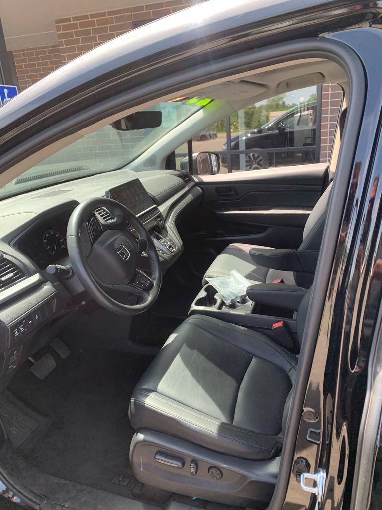 Used 2025 Honda Odyssey EX-L image 34