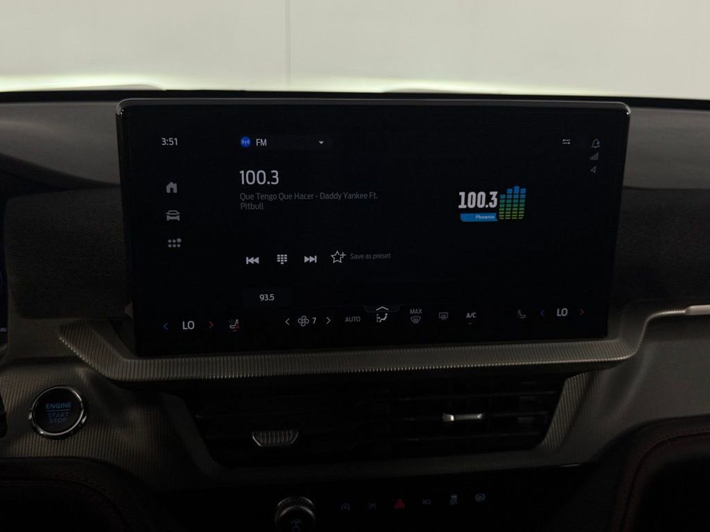 Used 2025 Ford Explorer ST-Line w/ ST-Line Street Pack image 20