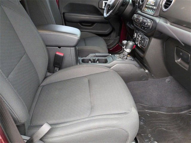 Certified 2022 Jeep Wrangler Unlimited Sahara w/ LED Lighting Group image 30