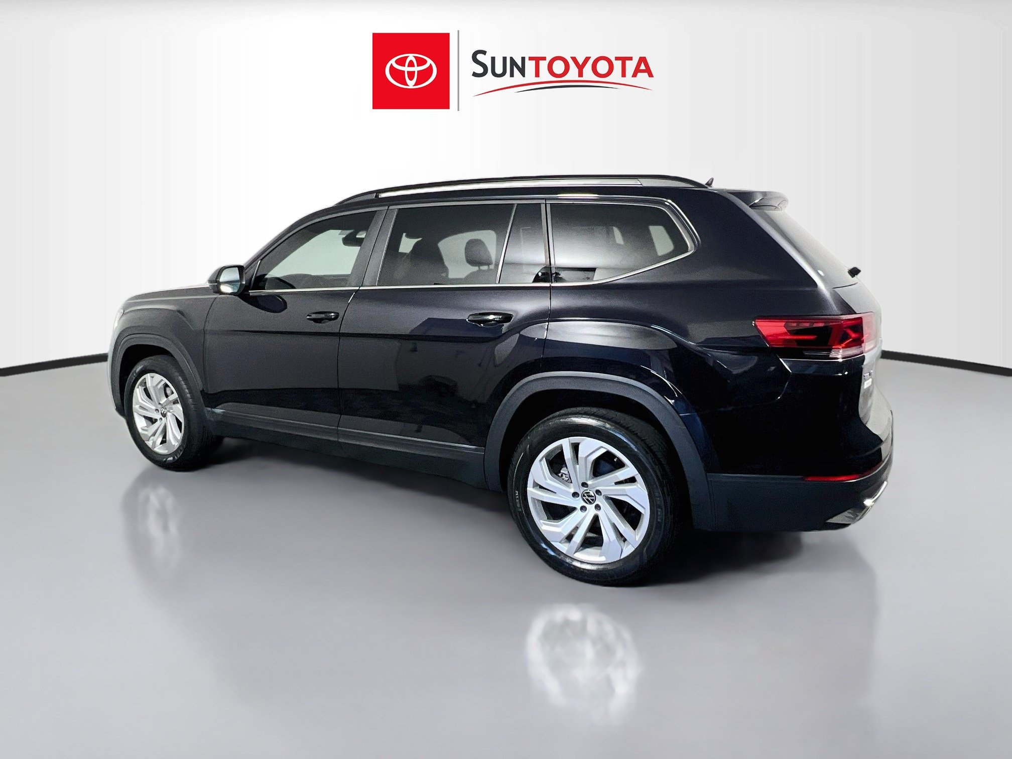 Used 2023 Volkswagen Atlas SE FWD image 6