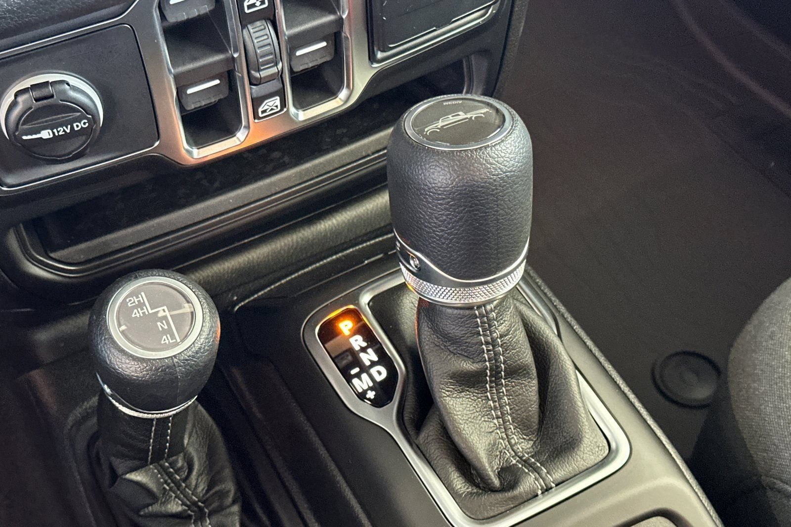 New 2026 Jeep Gladiator Sport AWD/4WD image 21