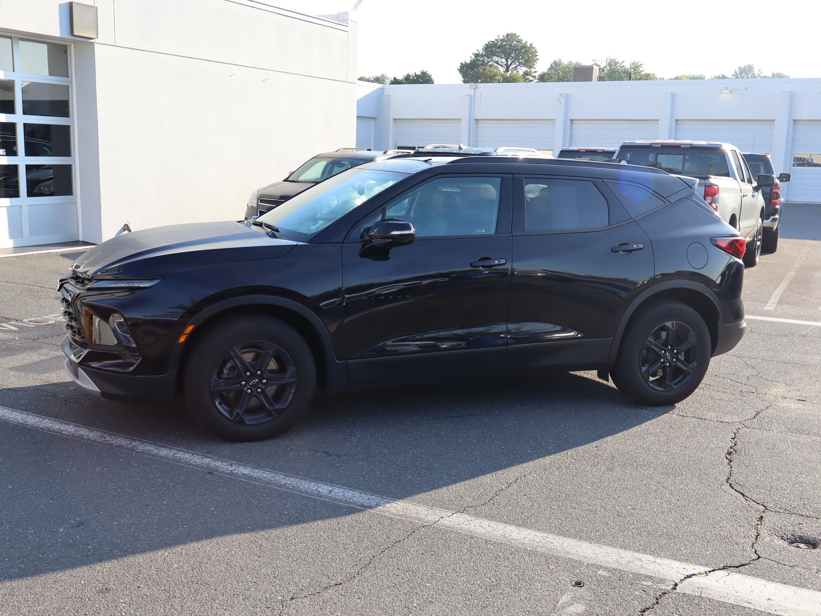 Used 2023 Chevrolet Blazer LT w/ Sound & Technology Package AWD/4WD image 7