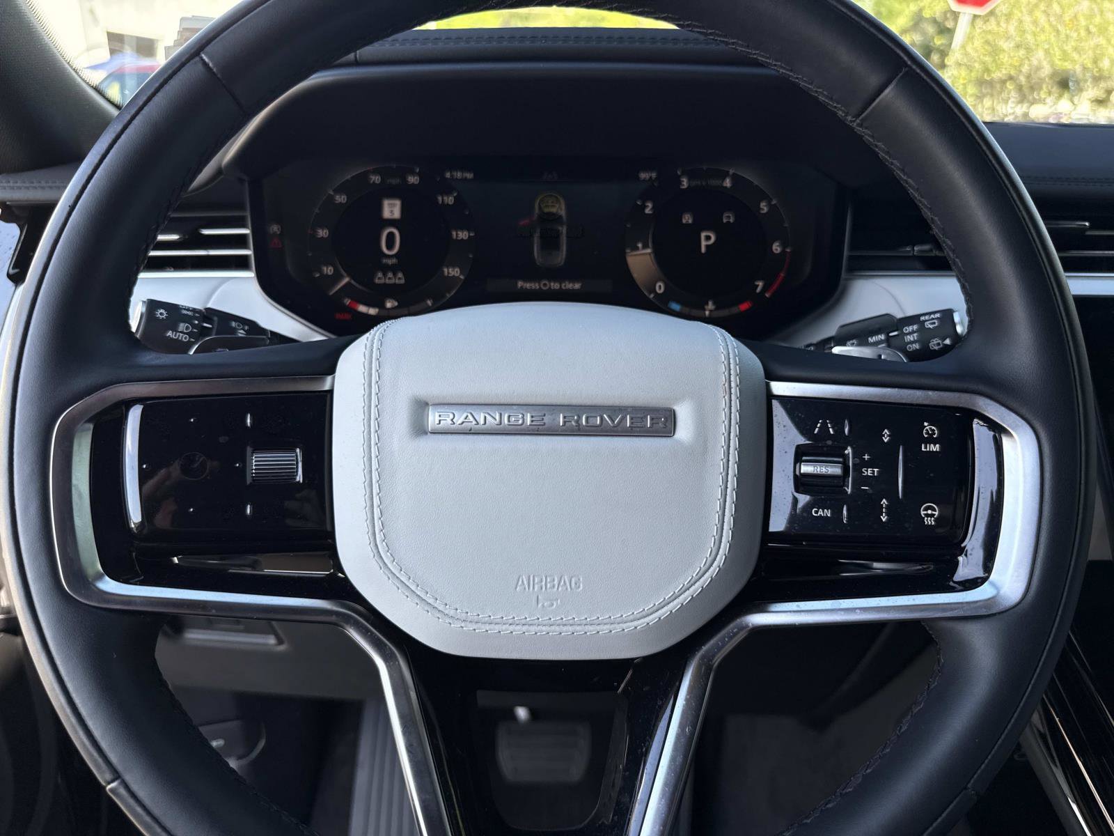 Used 2025 Land Rover Range Rover Sport S image 30