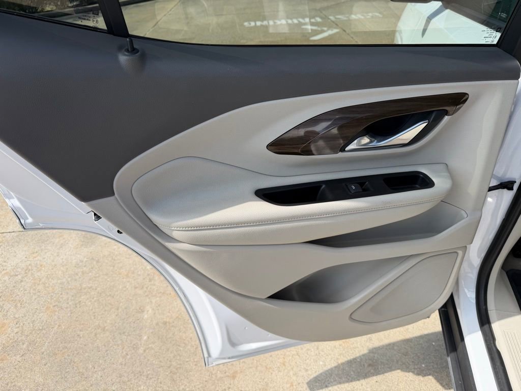 Used 2019 GMC Terrain Denali w/ Advanced Safety Package image 14