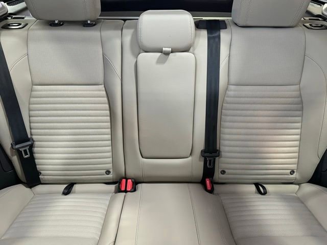 New 2024 Land Rover Discovery Sport S image 22