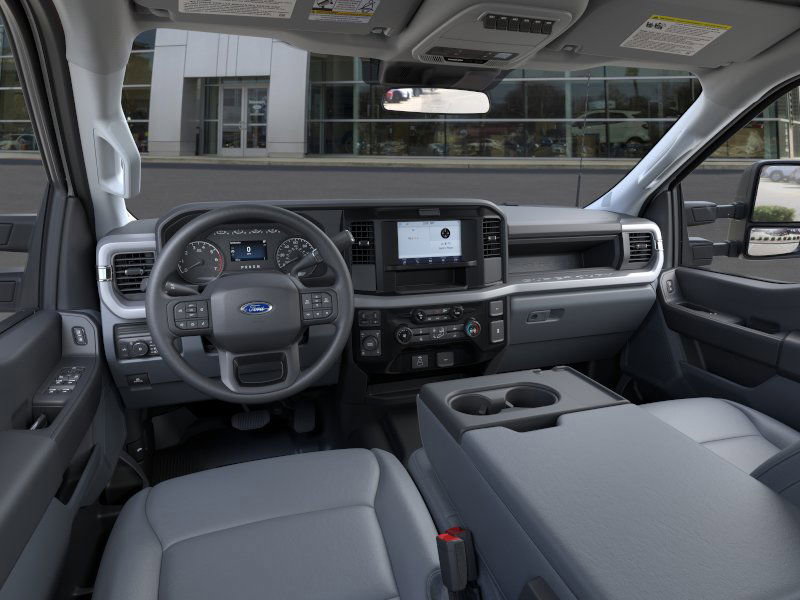 New 2025 Ford F250 XL w/ XL Chrome Package image 9