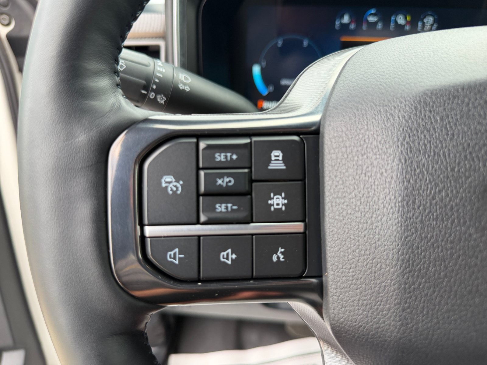 Certified 2025 Ford F250 Platinum AWD/4WD image 24