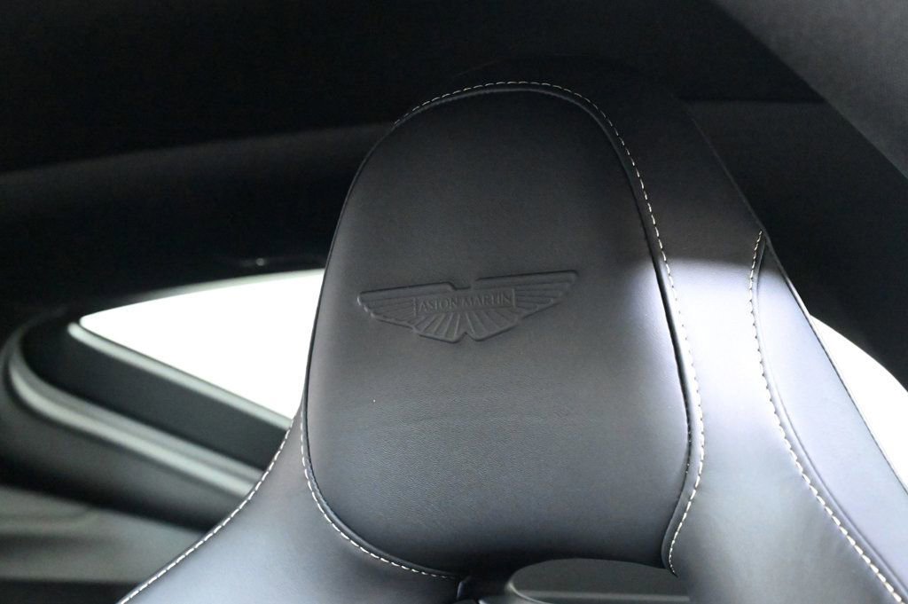 Used 2026 Aston Martin V8 Vantage Coupe image 5