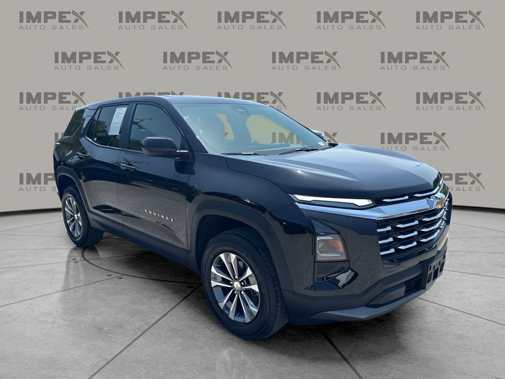 Used 2026 Chevrolet Equinox LT FWD image 7
