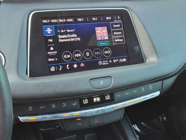 Used 2022 Cadillac XT4 Premium Luxury w/ Safety Alert Package FWD image 14