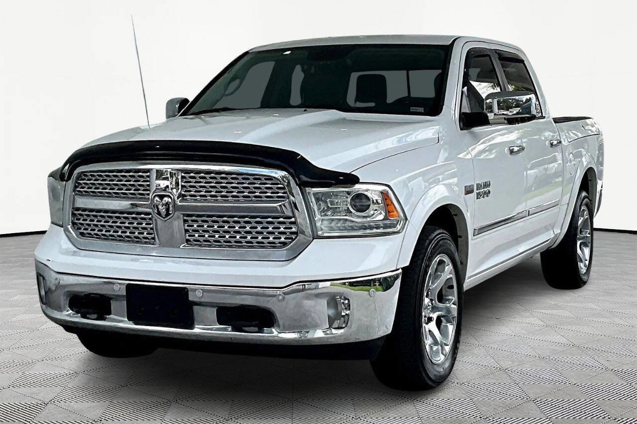Used 2014 RAM 1500 Laramie w/ Convenience Group
