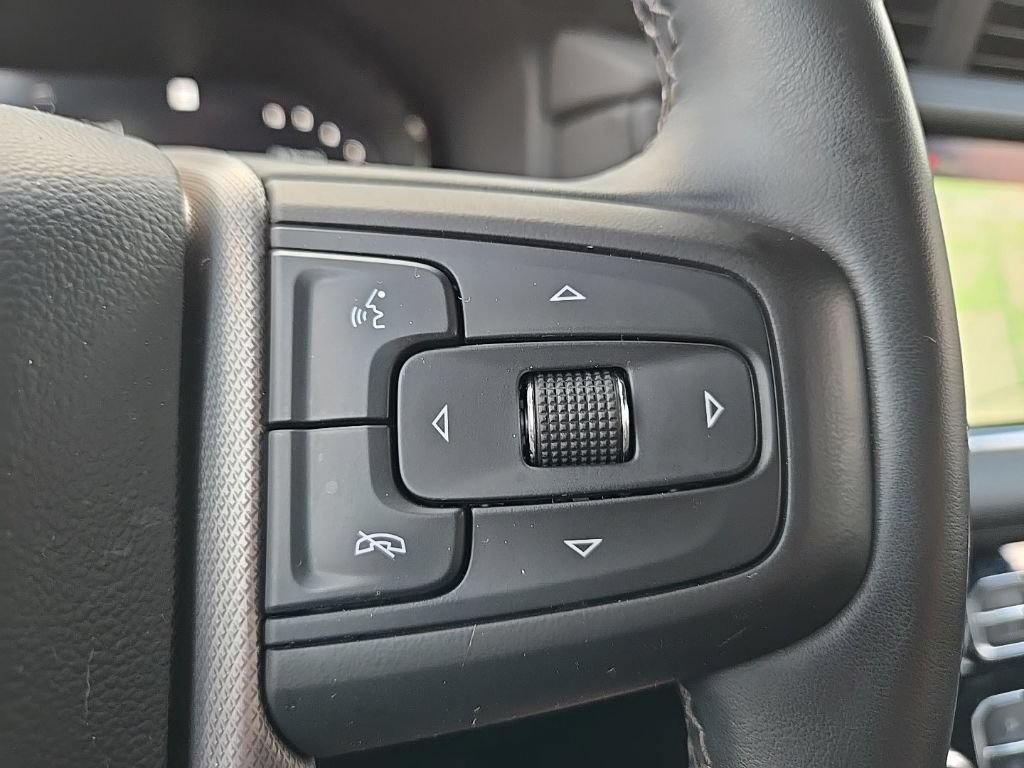 Used 2023 GMC Yukon XL Denali AWD/4WD image 50