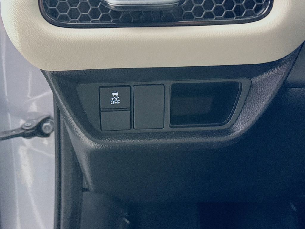 Certified 2024 Honda HR-V LX image 9