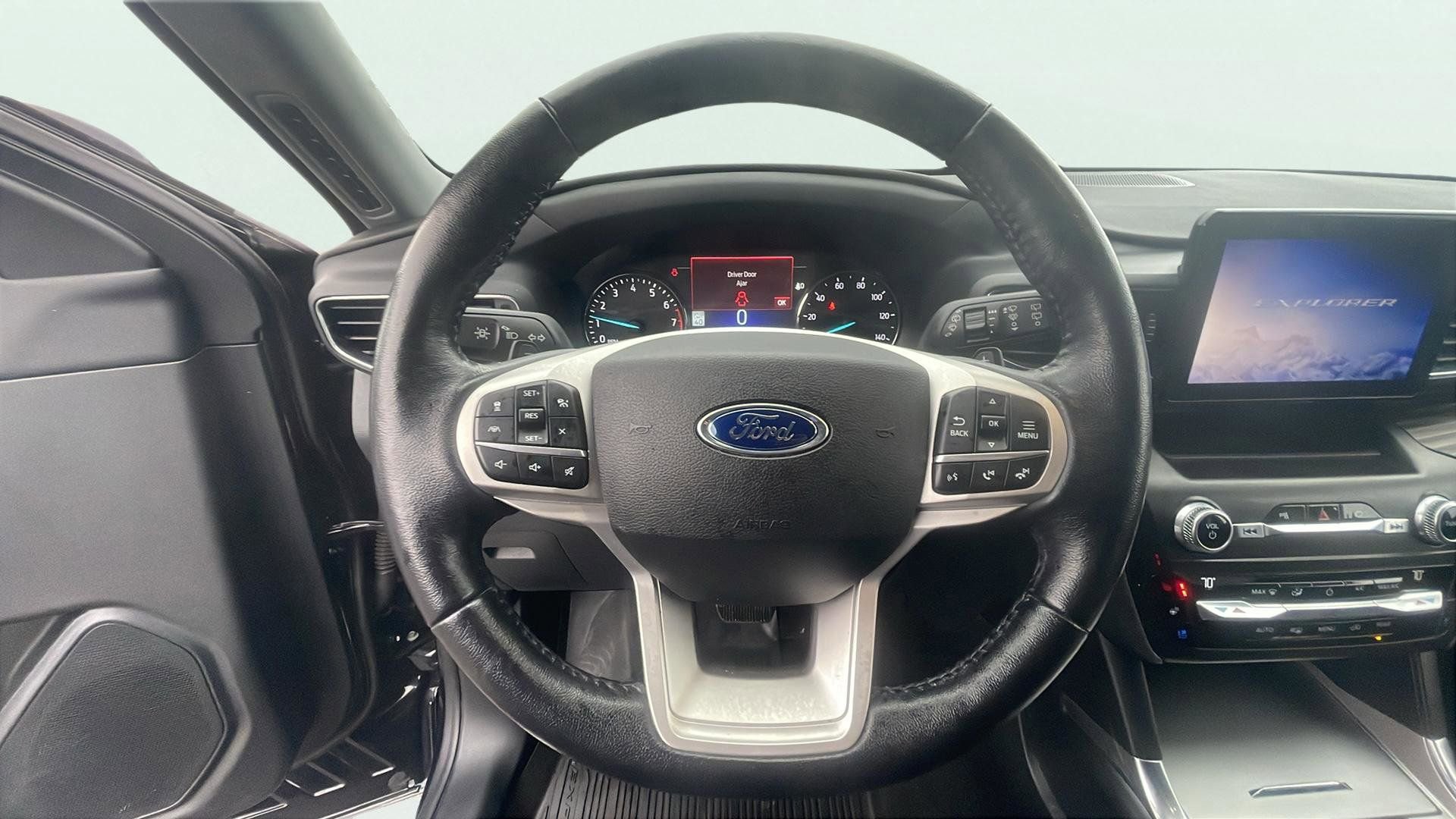 Used 2020 Ford Explorer Limited image 14