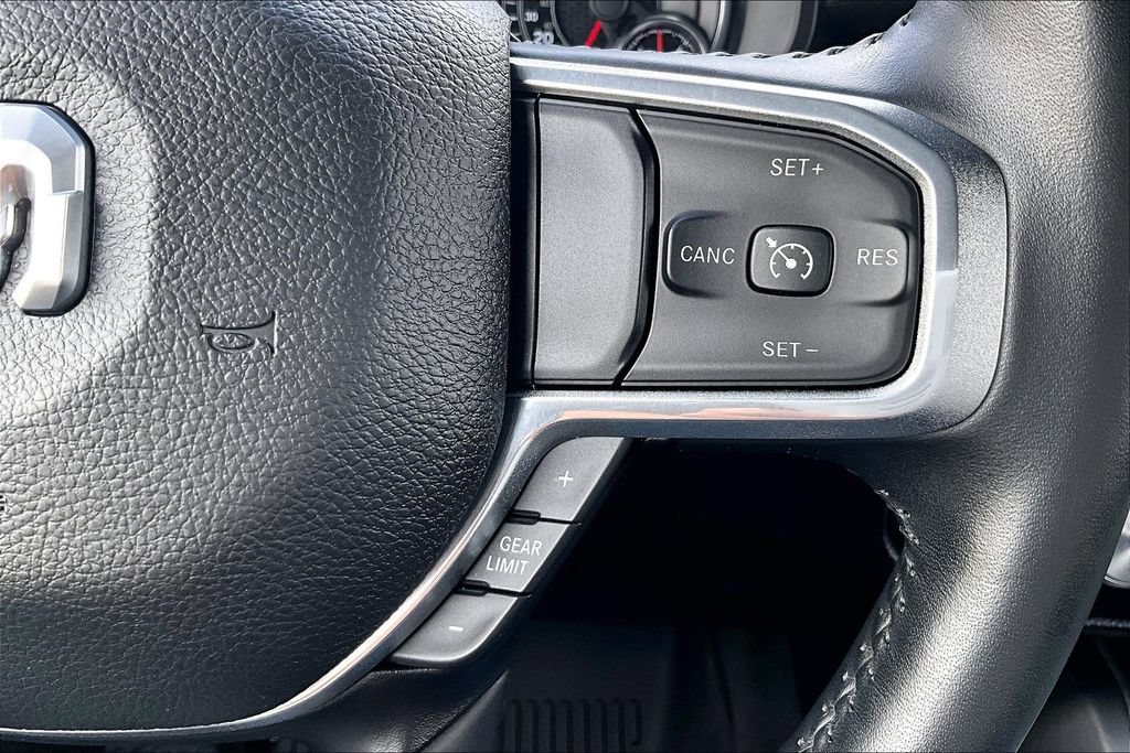 Used 2021 RAM 1500 Laramie w/ Sport Appearance Package AWD/4WD image 13