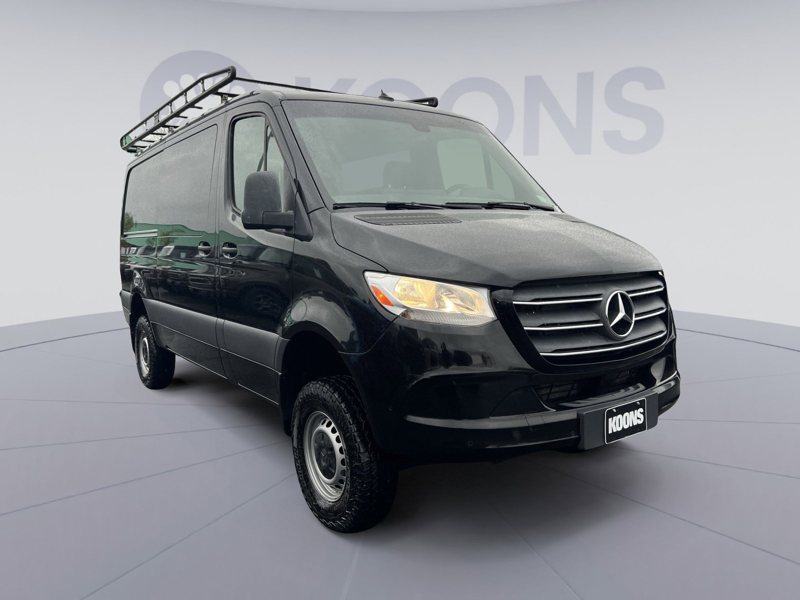 Used 2024 Mercedes-Benz Sprinter 2500 image 2