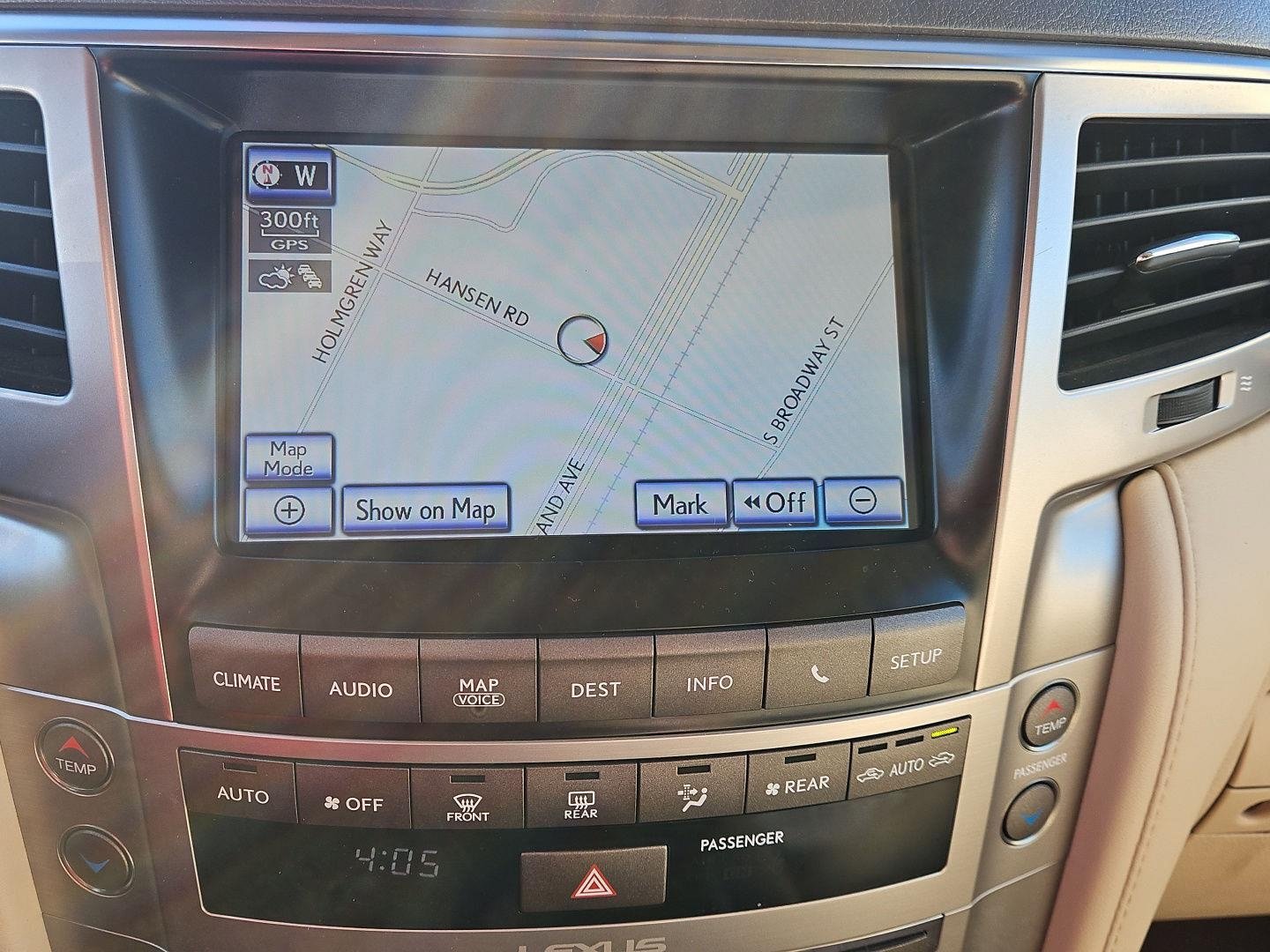 Used 2015 Lexus LX 570 4WD image 27