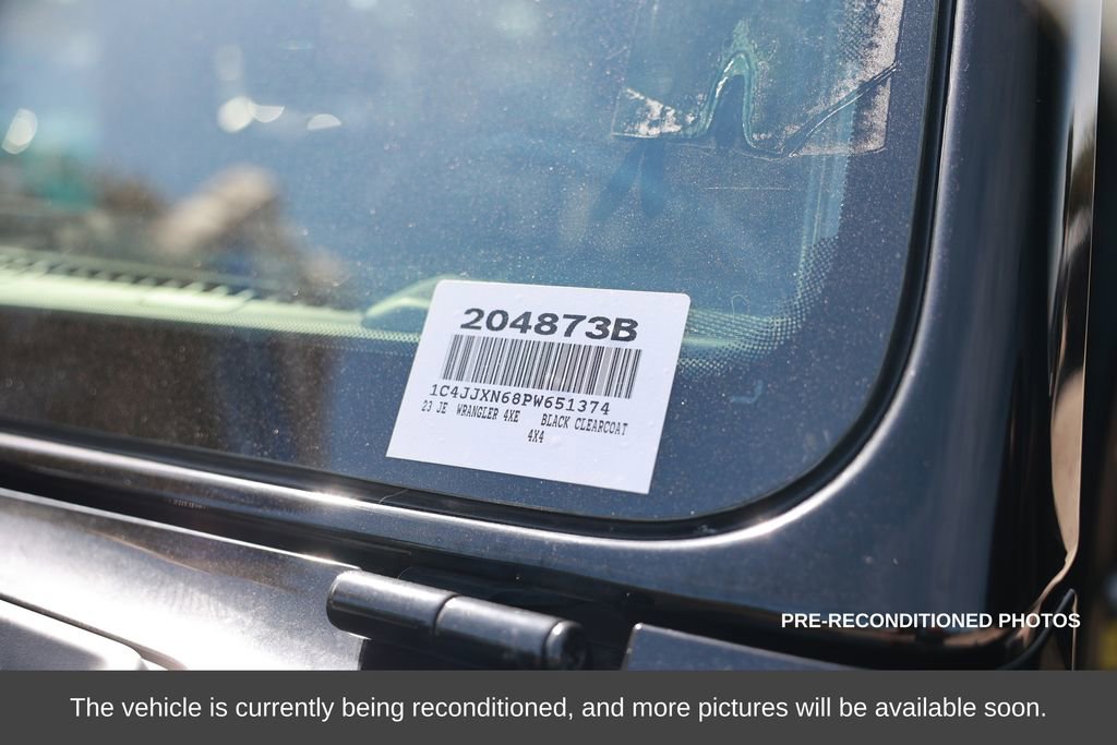 Used 2023 Jeep Wrangler Unlimited w/ Cold Weather Group image 18