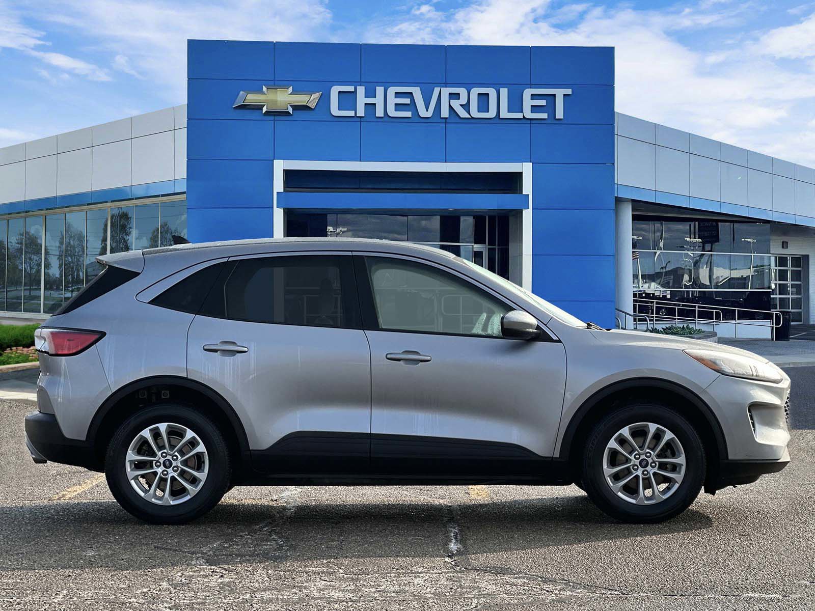 Used 2021 Ford Escape SE w/ Convenience Package image 5