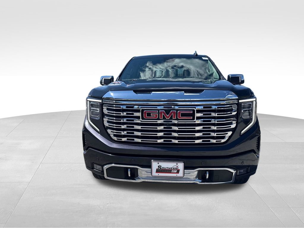 Used 2022 GMC Sierra 1500 Denali AWD/4WD image 9
