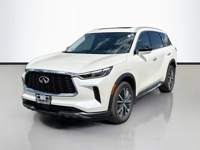 Used 2023 INFINITI QX60 Sensory w/ Vision Package AWD/4WD image 3
