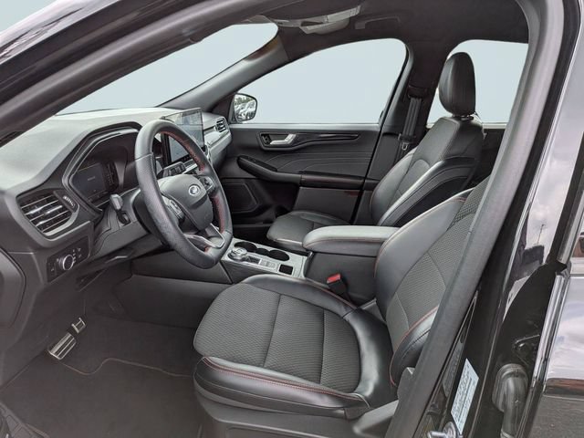 Used 2023 Ford Escape ST-Line w/ Tech Pack #1 FWD image 20