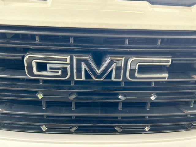 Used 2022 GMC Sierra 1500 Elevation w/ LPO, Elevation Black Package AWD/4WD image 30