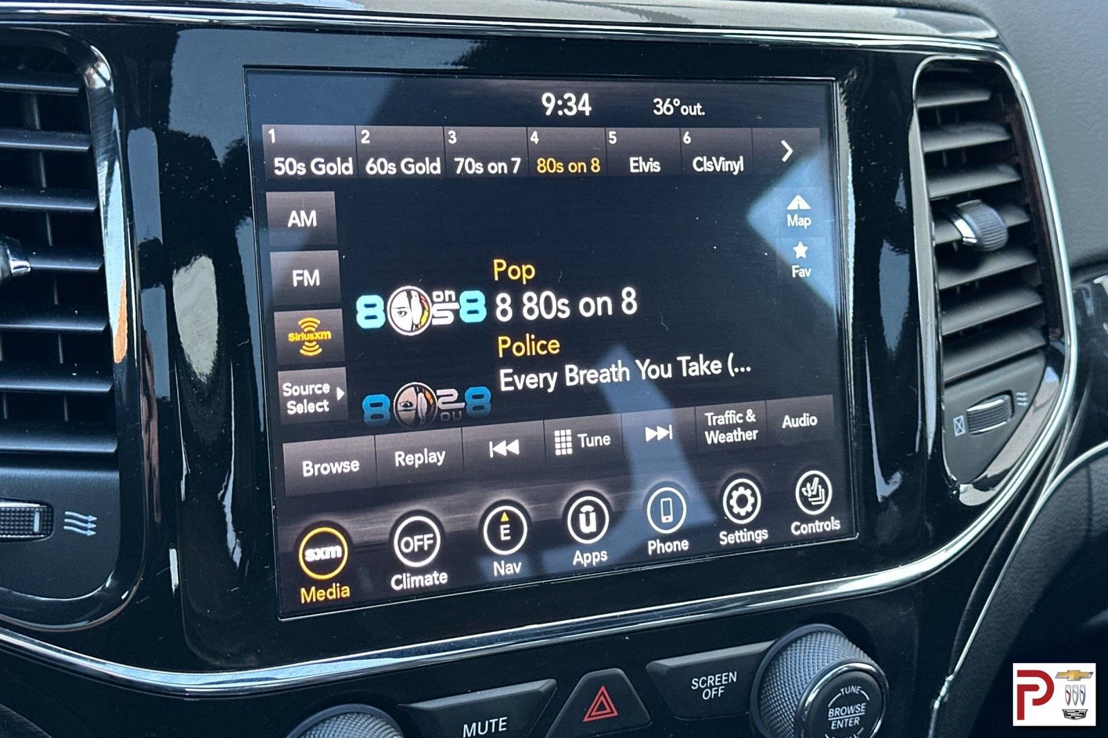 Used 2021 Jeep Grand Cherokee Trailhawk w/ Trailhawk Luxury Group image 23