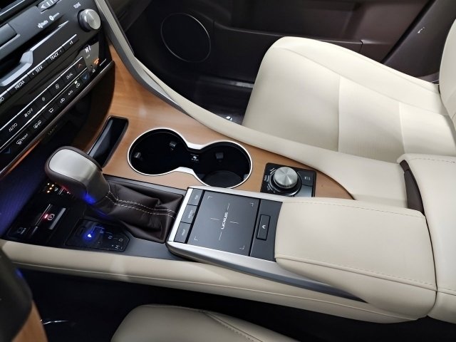 Used 2020 Lexus RX 350 RX 350 FWD image 33