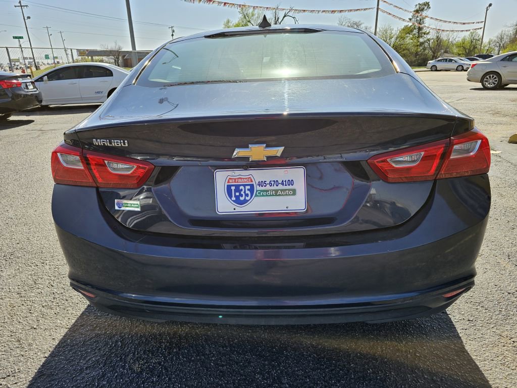 Used 2017 Chevrolet Malibu LS image 3
