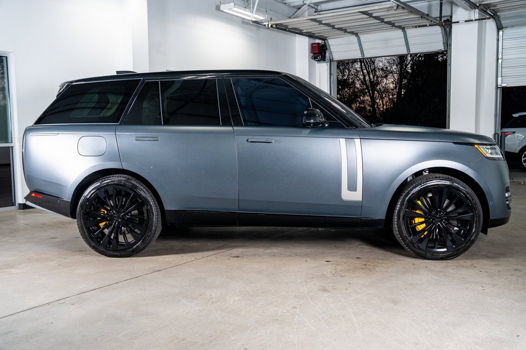 Used 2024 Land Rover Range Rover SE image 5