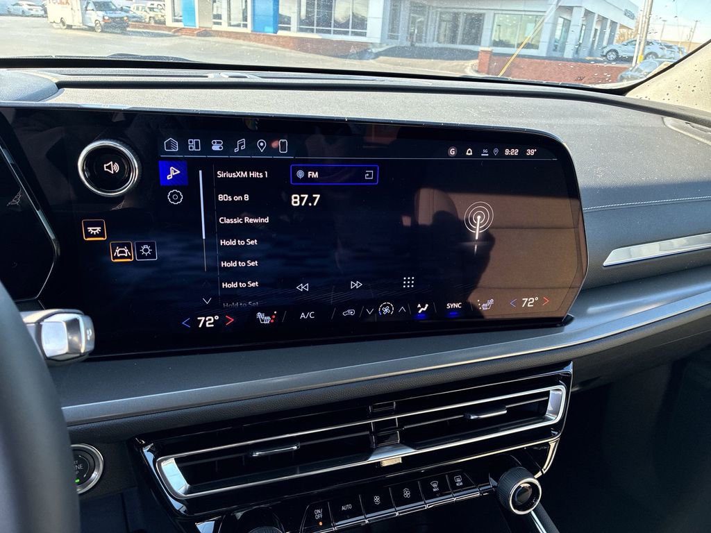 New 2026 Chevrolet Traverse LT w/ Sun and Wheel Package image 15