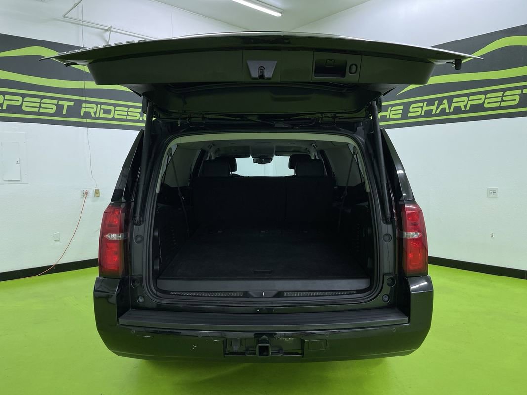Used 2016 Chevrolet Suburban LT image 9