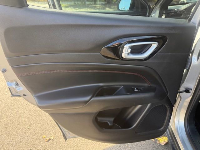 Used 2023 Jeep Compass Trailhawk image 28