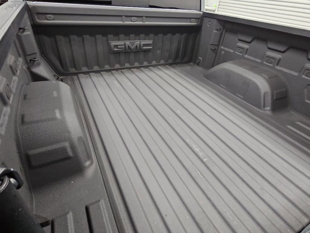 Used 2020 GMC Sierra 1500 SLT w/ SLT Premium Plus Package AWD/4WD image 37