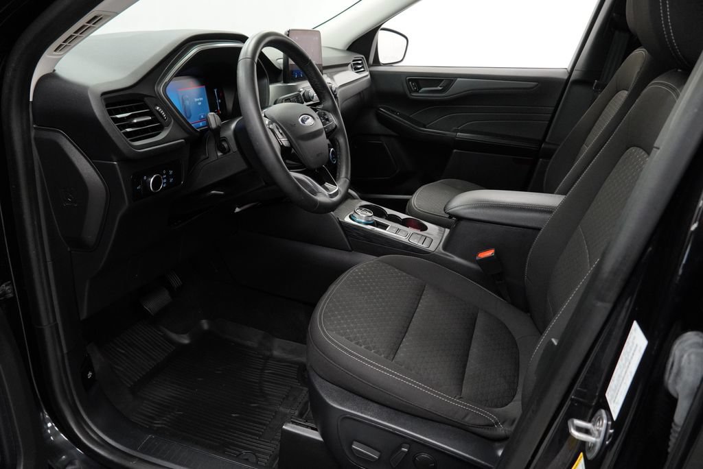 Used 2024 Ford Escape Active AWD/4WD image 12