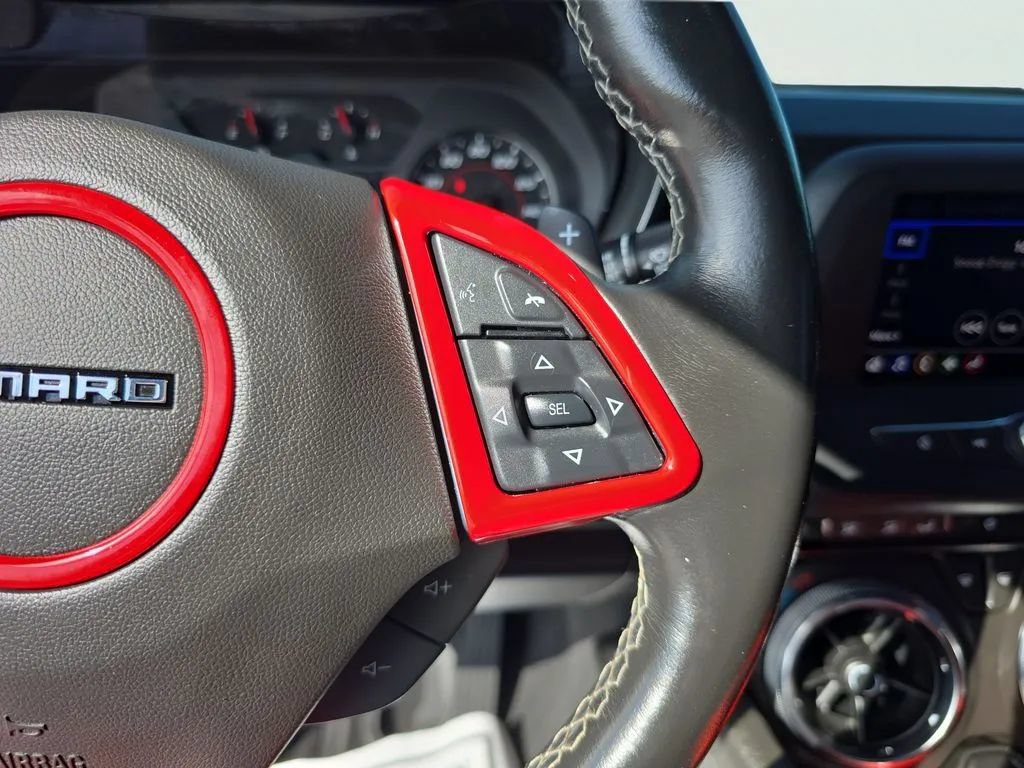 Used 2022 Chevrolet Camaro LT RWD image 14