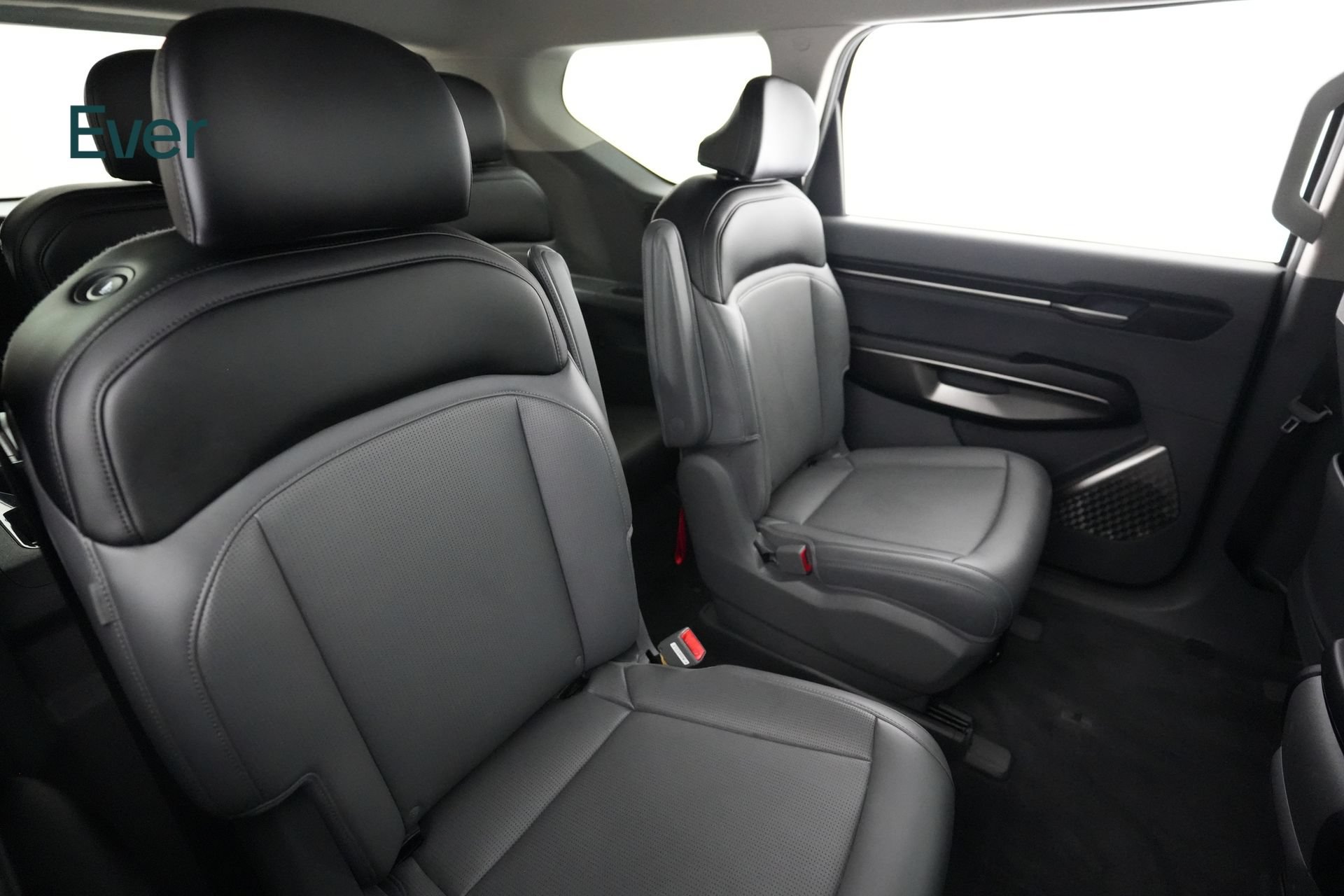 Used 2024 Kia EV9 Light Long Range RWD image 5
