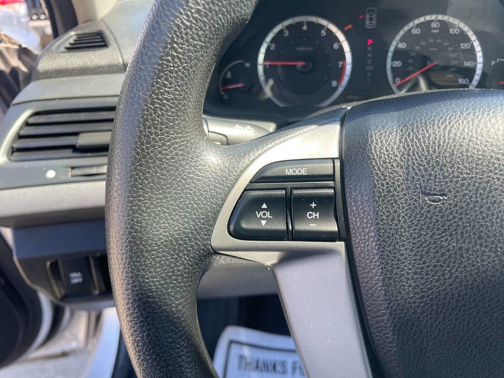 Used 2009 Honda Accord LX-P image 16