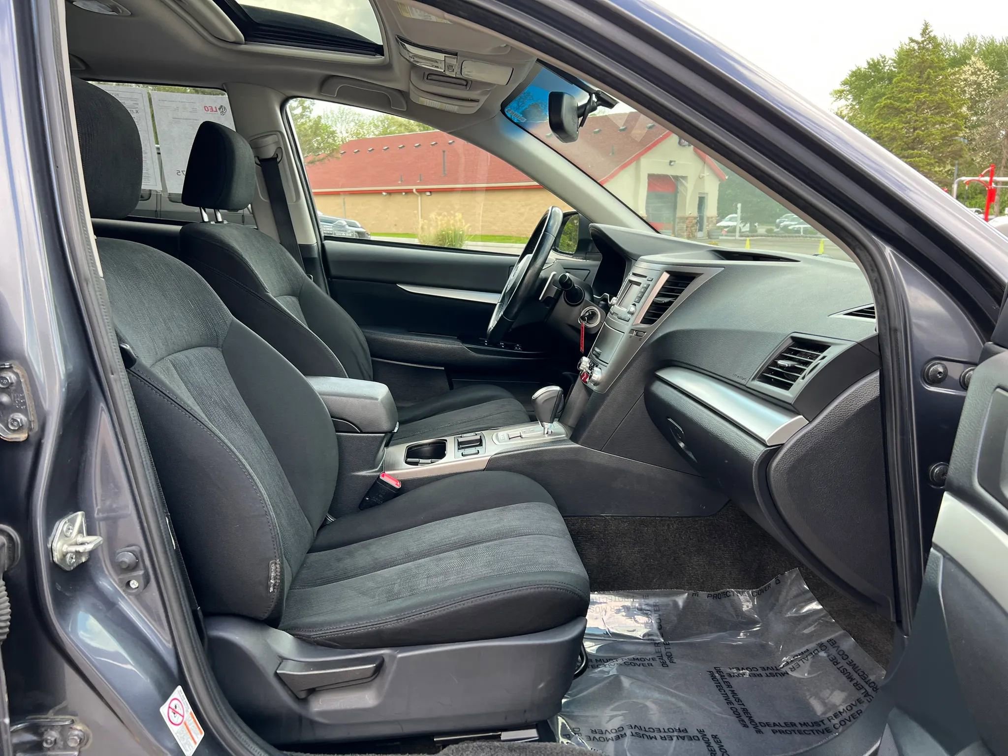 Used 2014 Subaru Outback 2.5i Premium w/ Moonroof Package AWD/4WD image 24