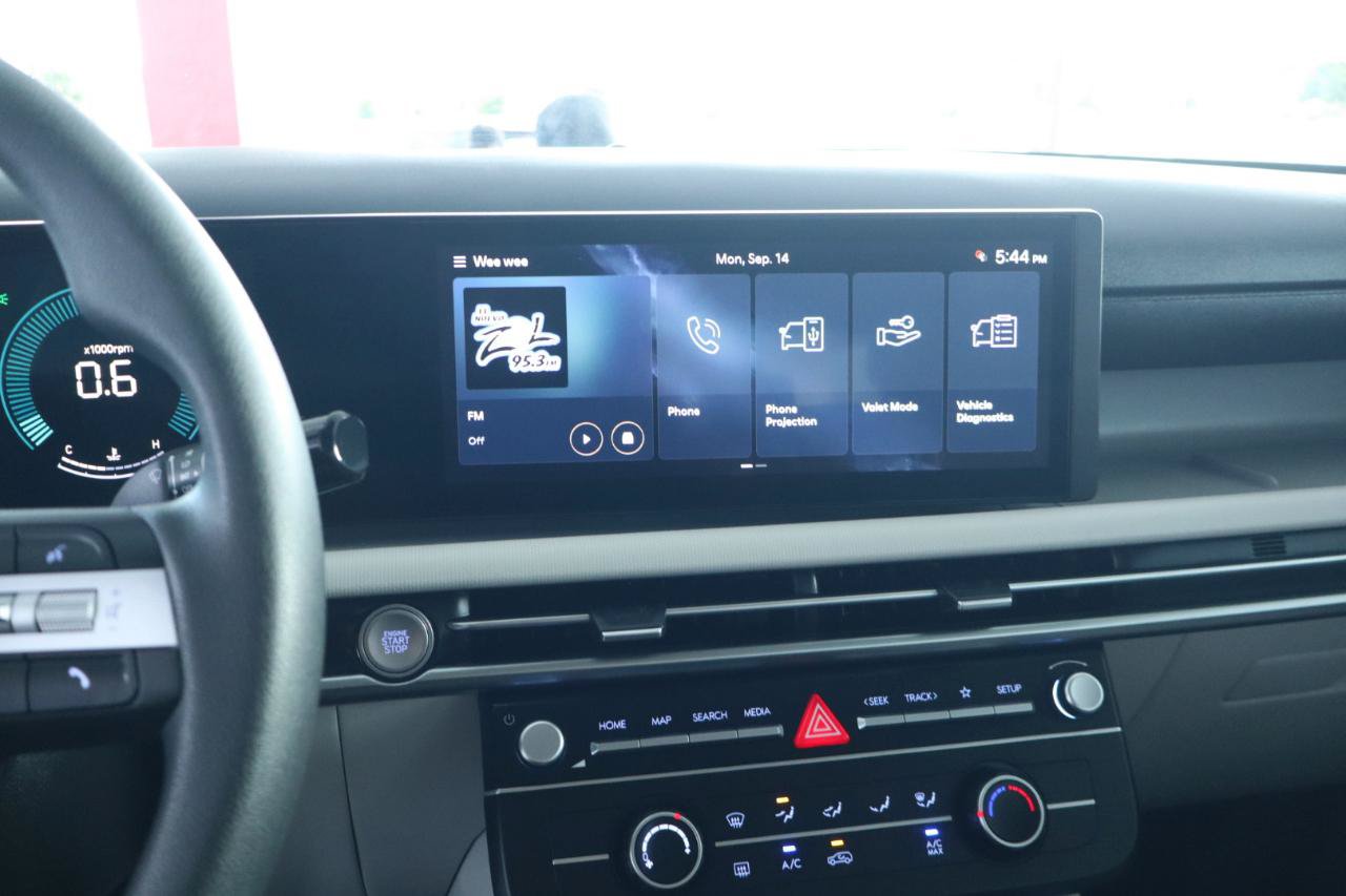 Used 2026 Hyundai Tucson SE FWD image 18